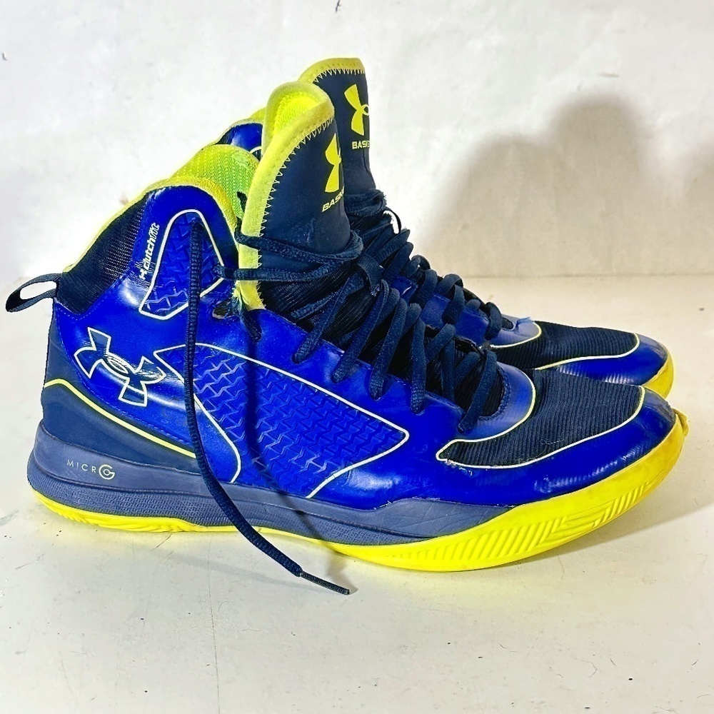 Under Armour Sport Blue Yellow Athletic Basketball Shoes